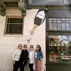 Meet your Posher, Molly